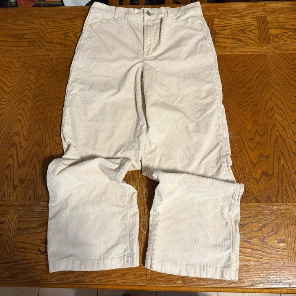 Madewell Emmett 2.0 Corduroy Wide Leg Pants in Cream Sz 30 Super Soft Minimalist